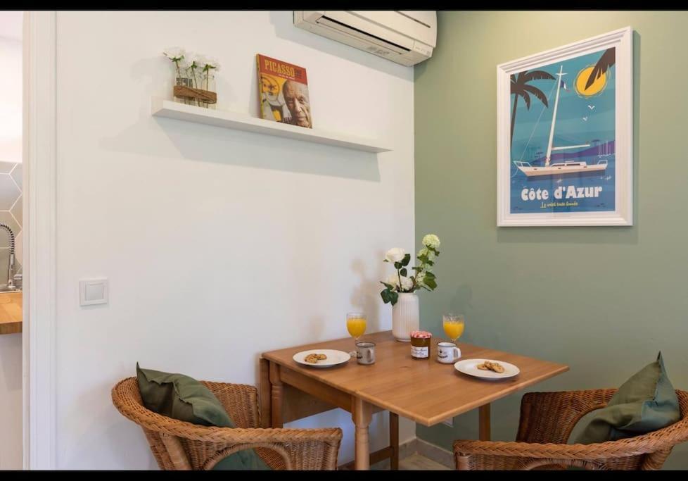 Jolie Cosy Proche Sur Juan Les Pins *
