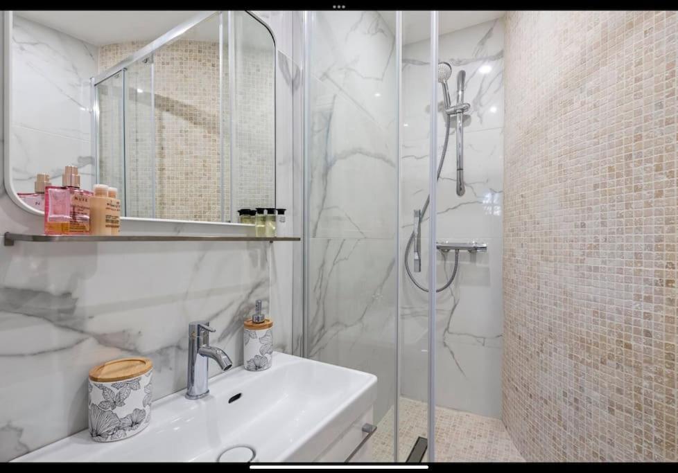 Jolie Cosy Proche Sur Juan Les Pins Apartment Antibes